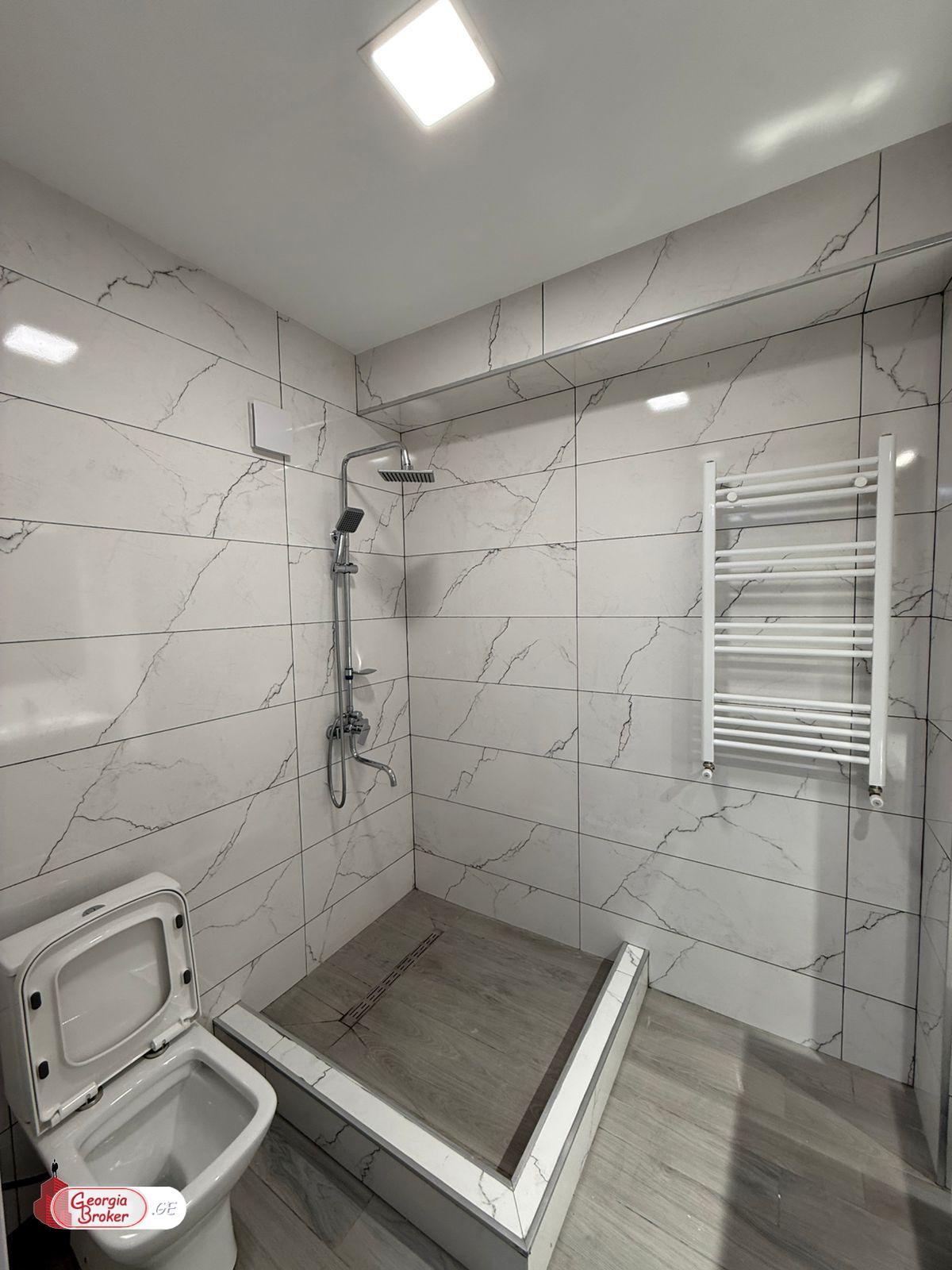 продается квартира с новым ремонтом 2-комнаты